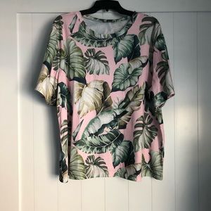 Pink tropical t-shirt